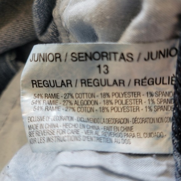 Women L.E.I. Ashley Low rise Junior Jeans Size 13 Stitched pockets Straight Leg - Picture 8 of 11